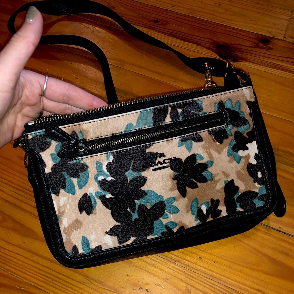 Coach cross body bag! Barely used & in brand new condition!